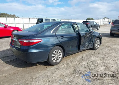 2016 Toyota Camry Le z USA, uszkodzony, nr VIN 4T4BF1FK9GR548993